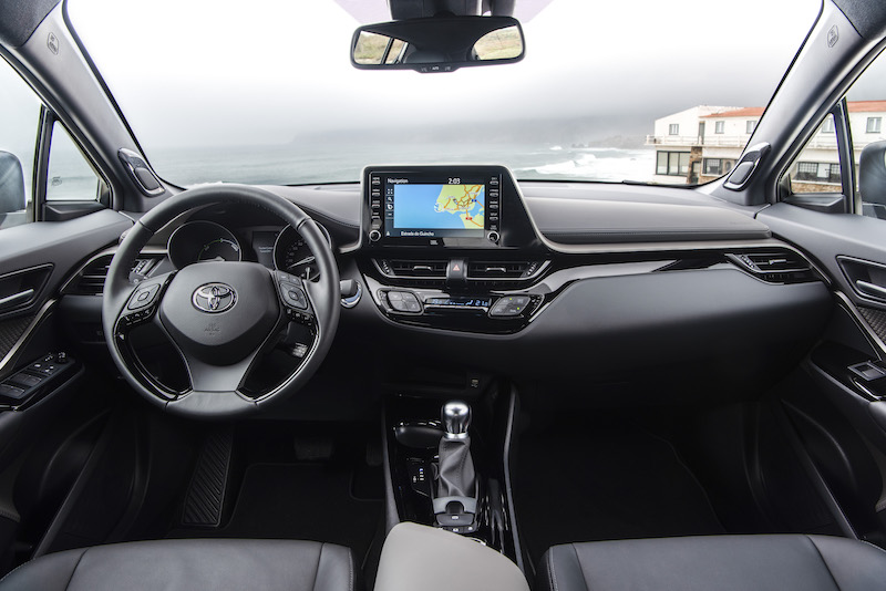 Toyota C-HR, debutta il nuovo motore Full Hybrid Electric Toyota C-HR, debutta il nuovo motore Full Hybrid Electric