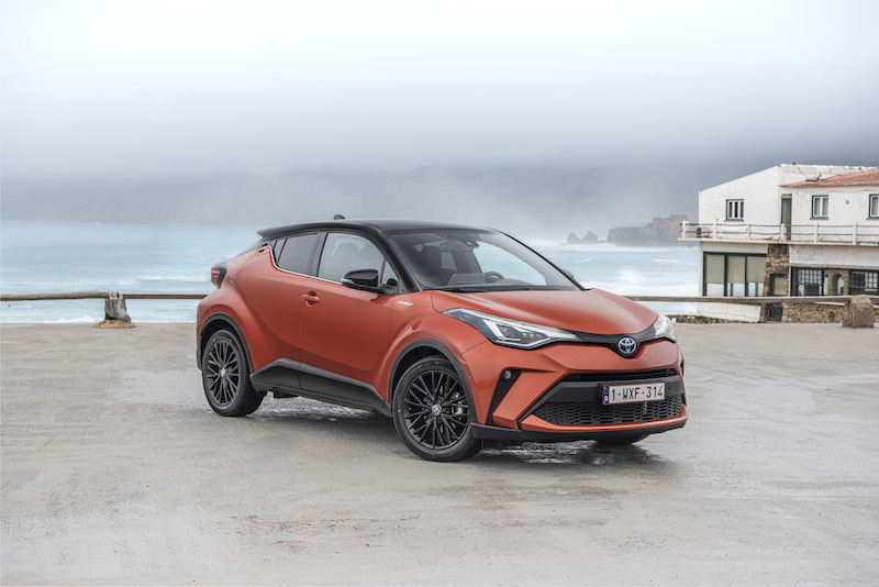 Toyota C-HR, debutta il nuovo motore Full Hybrid Electric Toyota C-HR, debutta il nuovo motore Full Hybrid Electric