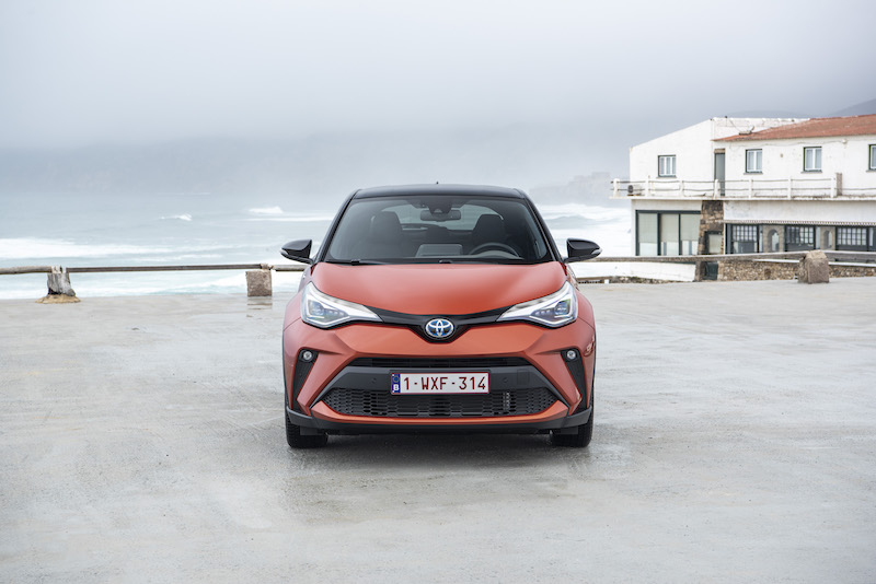 Toyota C-HR, debutta il nuovo motore Full Hybrid Electric Toyota C-HR, debutta il nuovo motore Full Hybrid Electric
