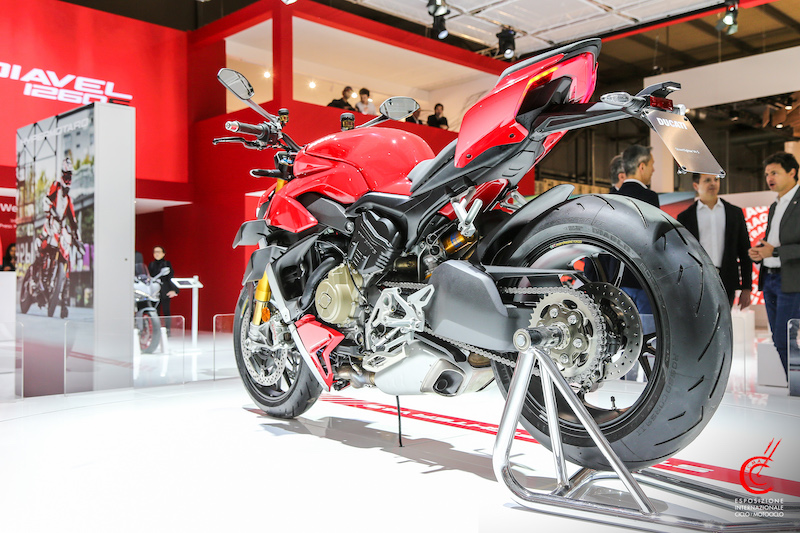 Ducati a EICMA presenta le nuove Panigale V2, Panigale V4 e Streetfighter V4