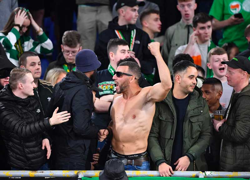 Lazio-Celtic, arrestati 12 Irriducibili dopo la notte di follia e coltelli Lazio-Celtic, arrestati 12 Irriducibili dopo la notte di follia e coltelli