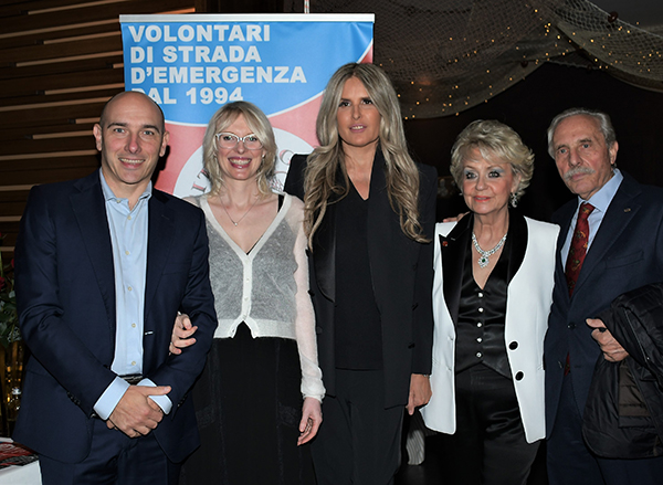 Tiziana Rocca ha presentato il suo libro “Il segreto del successo”. Tiziana Rocca ha presentato il suo libro “Il segreto del successo”.