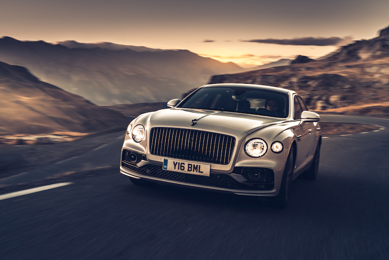 Nuova  Bentley Flying Spur, quando  il lusso incontra la sportività