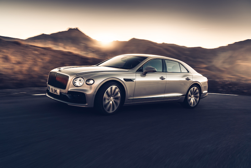 Nuova  Bentley Flying Spur, quando  il lusso incontra la sportività