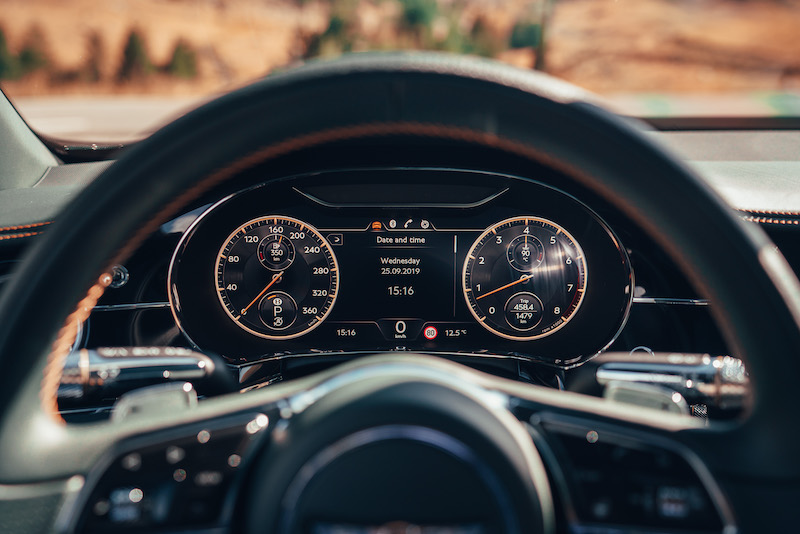 Nuova  Bentley Flying Spur, quando  il lusso incontra la sportività