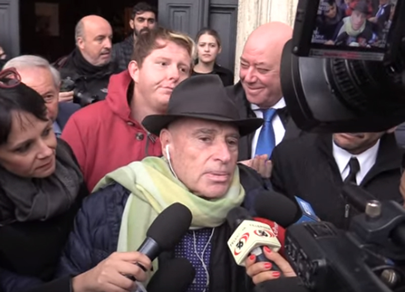 L’ultimo saluto a Fred Bongusto: i funerali