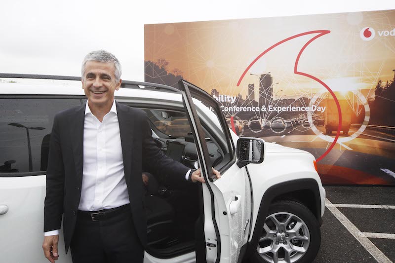 Vodafone presenta quattro soluzioni di guida assistita su rete 5G Vodafone presenta quattro soluzioni di guida assistita su rete 5G