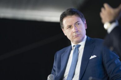 ArcelorMittal, Conte: “Apriamo un cantiere Taranto. Ministri, portate idee”