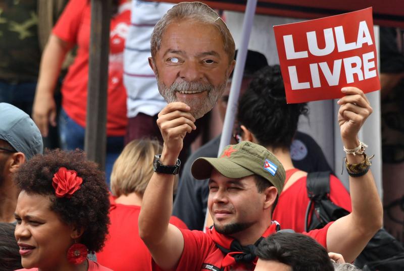 Leader PD esultano per la liberazione di Lula in Brasile. Ma l’ex presidente.. Leader PD esultano per la liberazione di Lula in Brasile. Ma l’ex presidente..