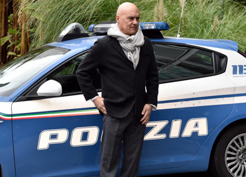 Ascolti Tv: vince Montalbano, sale D’Urso, bene De Martino e Report Ascolti Tv: vince Montalbano, sale D’Urso, bene De Martino e Report