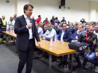 ArcelorMittal non chiude del tutto. “La soluzione è nelle mani di Conte”