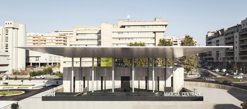 La meravigliosa stazione di Boeri a Matera, dopo la tempesta La meravigliosa stazione di Boeri a Matera, dopo la tempesta