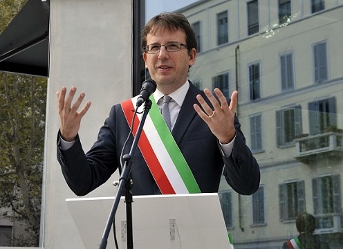 Del Corno: “Castello chiuso alle 16.30? Giusto”. Cultura, resa della politica Del Corno: “Castello chiuso alle 16.30? Giusto”. Cultura, resa della politica