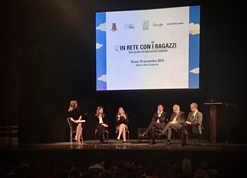 Galleria foto 'In rete con i ragazzi: formazione itinerante sull’uso consapevole del digitale' - foto 1