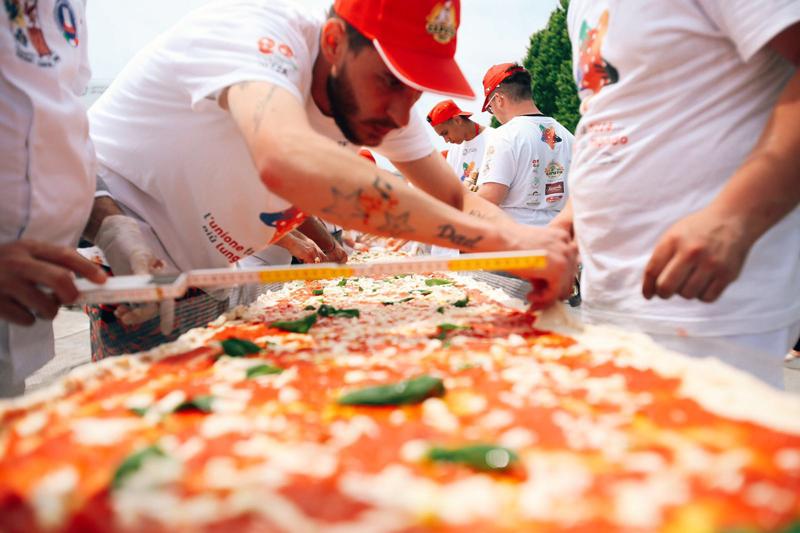 Alla scoperta della “pizza as a service” Alla scoperta della “pizza as a service”