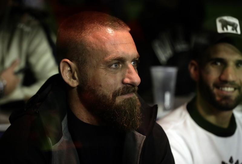 De Rossi, niente Italia: resta in Argentina. Rinnovo con il Boca fino al 2021 De Rossi, niente Italia: resta in Argentina. Rinnovo con il Boca fino al 2021