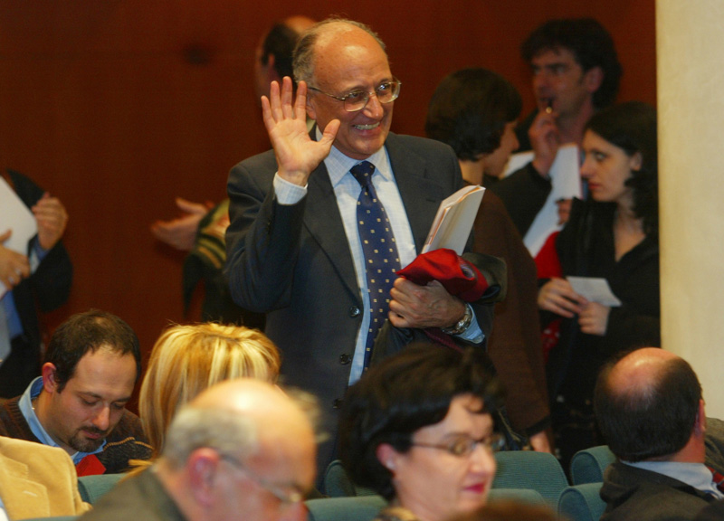 Ambrogino d’Oro: candidatura anche per Borrelli Ambrogino d’Oro: candidatura anche per Borrelli