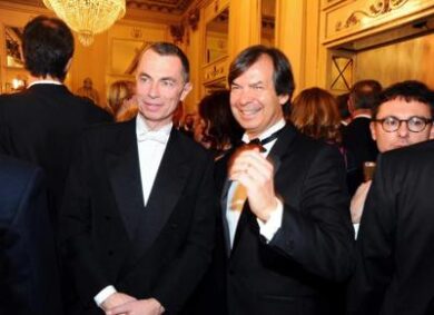 Intesa e UniCredit: cedole, prestiti e Borsa. Chi è la più bella del reame