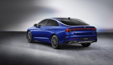 KIA svela la nuova K5