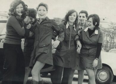 Dita di Dama a Milano: in scena le donne operaie del 1969 italiano