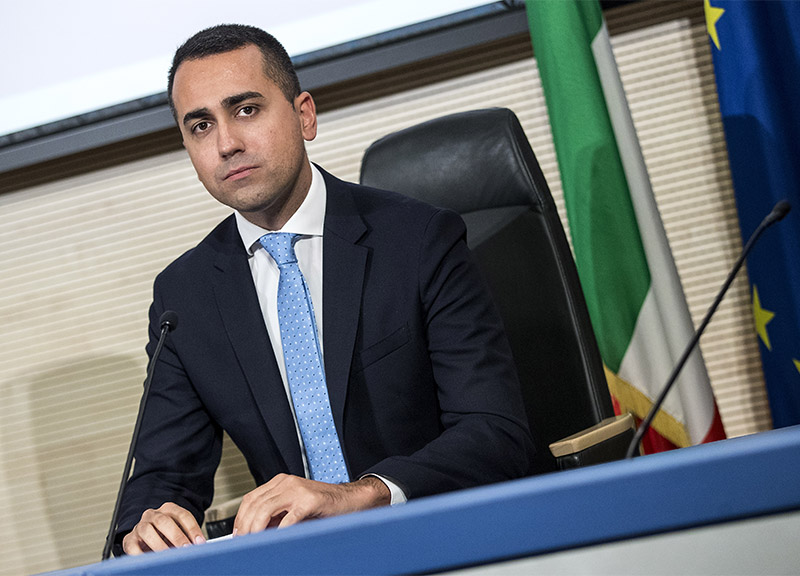 Mes, Di Maio: “Riforma inaccettabile”. Ius soli? Non è priorità e mai lo sarà” Mes, Di Maio: “Riforma inaccettabile”. Ius soli? Non è priorità e mai lo sarà”