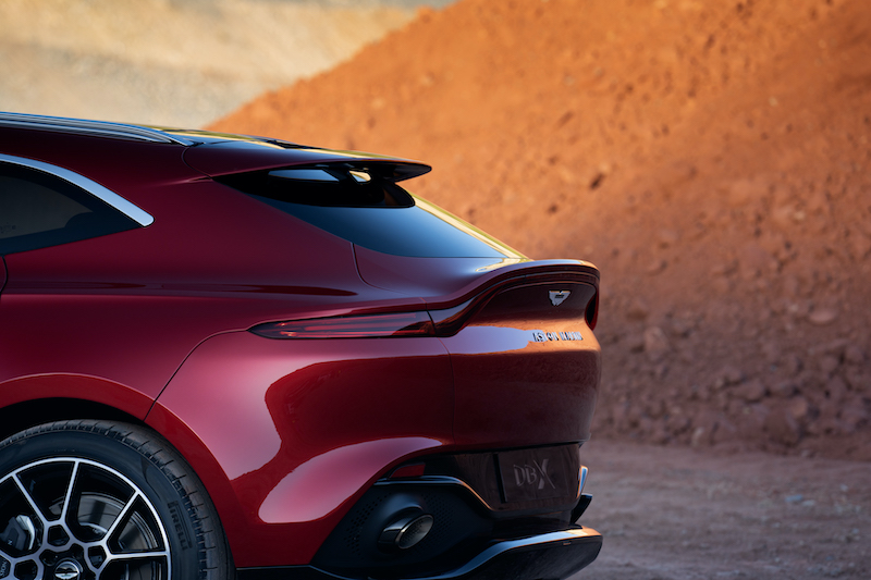 Pneumatici speciali Pirelli per il nuovo suv Aston Martin DBX Pneumatici speciali Pirelli per il nuovo suv Aston Martin DBX