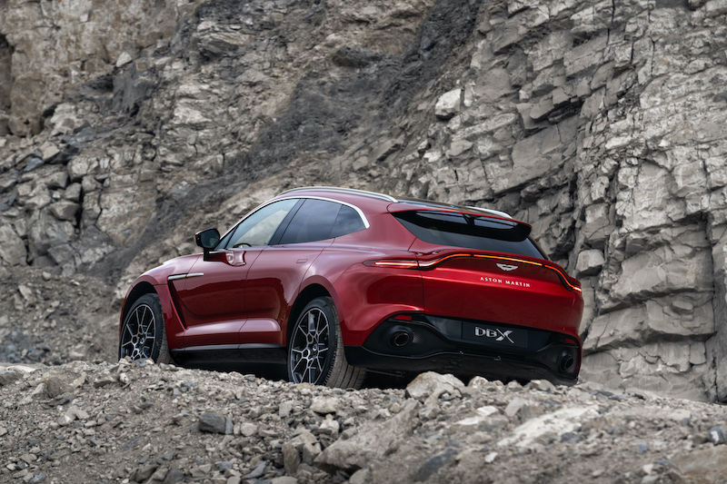 Pneumatici speciali Pirelli per il nuovo suv Aston Martin DBX Pneumatici speciali Pirelli per il nuovo suv Aston Martin DBX