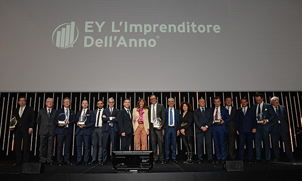 Premio EY imprenditore dell’anno 2019: vince Massimo Perrotti di Sanlorenzo Premio EY imprenditore dell’anno 2019: vince Massimo Perrotti di Sanlorenzo