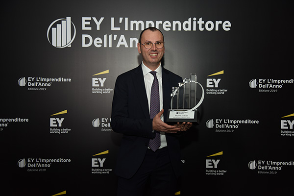 Premio EY imprenditore dell’anno 2019: vince Massimo Perrotti di Sanlorenzo Premio EY imprenditore dell’anno 2019: vince Massimo Perrotti di Sanlorenzo