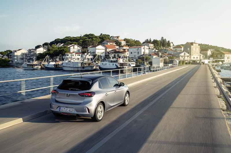 Opel: di… Corsa, destinazione futuro Opel: di… Corsa, destinazione futuro