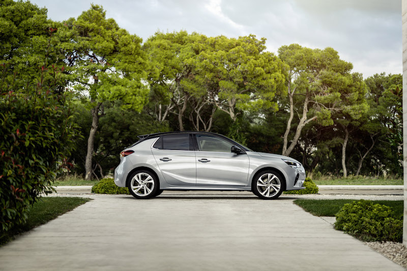 Opel: di… Corsa, destinazione futuro Opel: di… Corsa, destinazione futuro