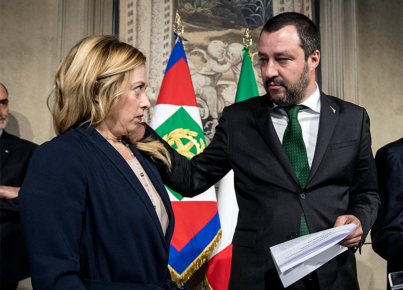 Salvini coltiva il sogno Di Maio. Meloni fiuta l’inciucio e s’infuria Salvini coltiva il sogno Di Maio. Meloni fiuta l’inciucio e s’infuria