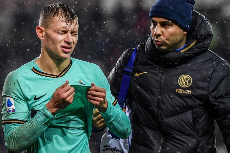 Inter: Lautaro, De Vrij e Lukaku stendono il Torino. Barella, distorsione al ginocchio Inter: Lautaro, De Vrij e Lukaku stendono il Torino. Barella, distorsione al ginocchio