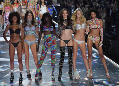 Natale senza sfilata Victoria’s Secrets. Nuovi puritanesimi nel 3° millennio