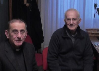 Il prete “anti-Salvini” condannato: “Delpini mi ha incontrato per solidarietà”