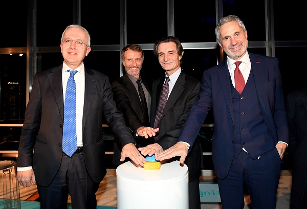 Palazzo Lombardia, il Belvedere illuminato grazie ad A2A. FOTO-VIDEO