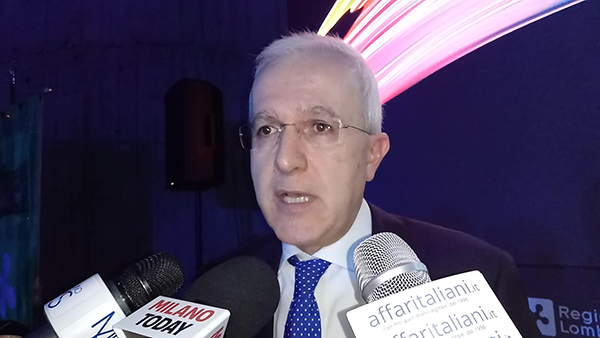 Palazzo Lombardia, il Belvedere illuminato grazie ad A2A. FOTO-VIDEO