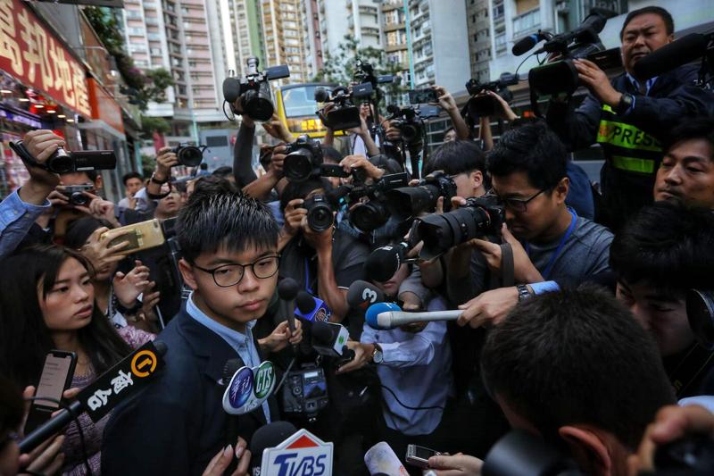 Hong Kong e Cina, governo spaccato. Il Pd dialoga con Wong e imbarazza il M5s Hong Kong e Cina, governo spaccato. Il Pd dialoga con Wong e imbarazza il M5s
