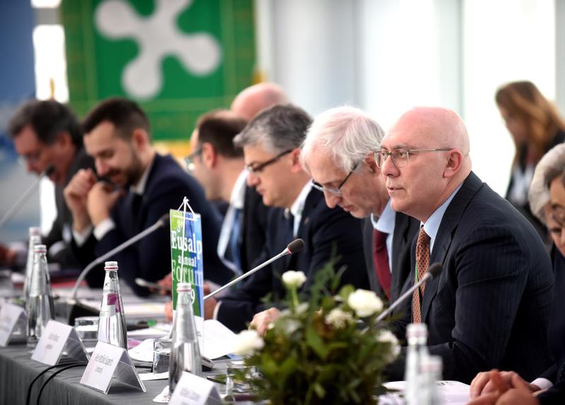 Eusalp, Fontana: soddisfatti per anno presidenza Regione Lombardia Eusalp, Fontana: soddisfatti per anno presidenza Regione Lombardia