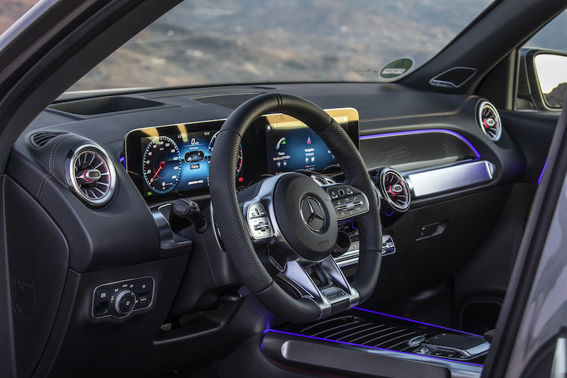La versatilità di GLB, il primo suv Mercedes disponibile a sette posti