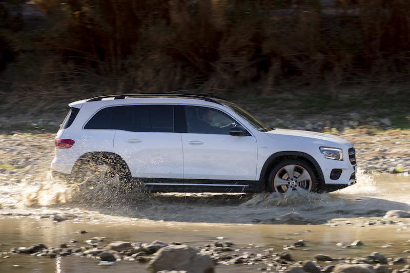 La versatilità di GLB, il primo suv Mercedes disponibile a sette posti