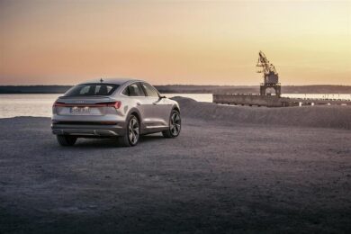 Audi lancia il SUV a zero emissioni e-tron Sportback