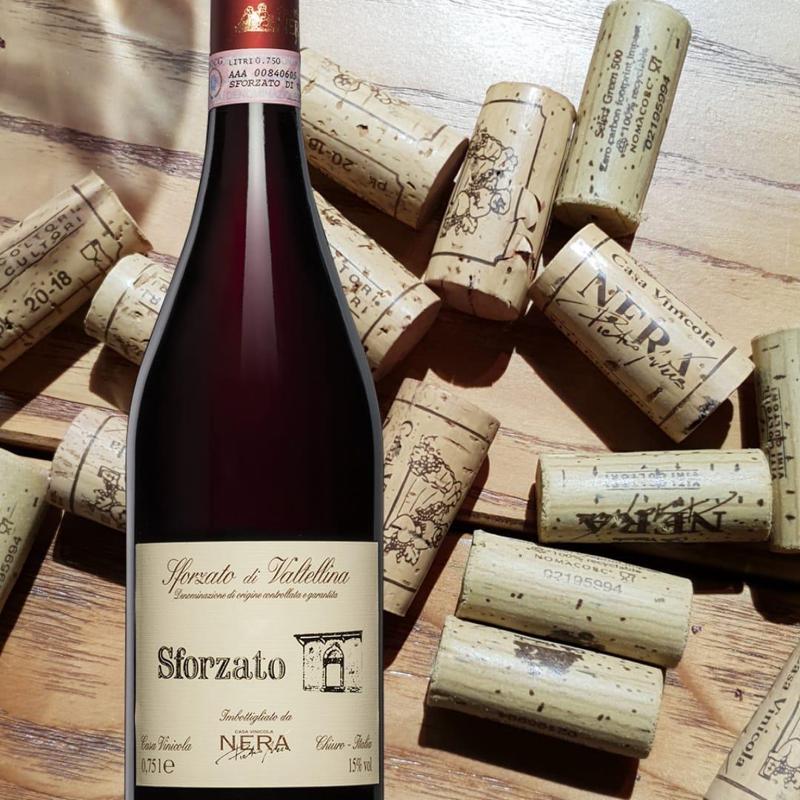 Vino di Valtellina di Pietro Nera sul tetto del mondo Vino di Valtellina di Pietro Nera sul tetto del mondo