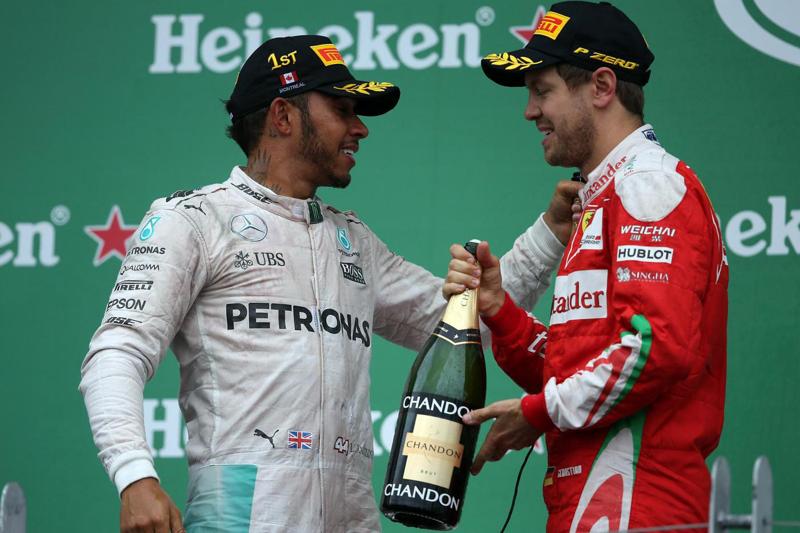 Ferrari su Hamilton, già due incontri con Elkann. Lewis, il CR7 della Rossa Ferrari su Hamilton, già due incontri con Elkann. Lewis, il CR7 della Rossa