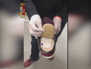 Mafia nigeriana, sistema nazionale di riciclaggio e prostituzione. Maxi blitz