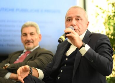 Cambiamenti climatici, la sfida di Milano. Granelli: “Mobilità green è dovere”