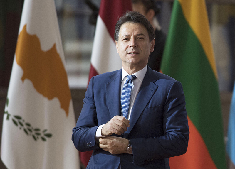 Mes, Conte: non batto i pugni su tavolo in Ue, ma faccio interessi delI’Italia Mes, Conte: non batto i pugni su tavolo in Ue, ma faccio interessi delI’Italia