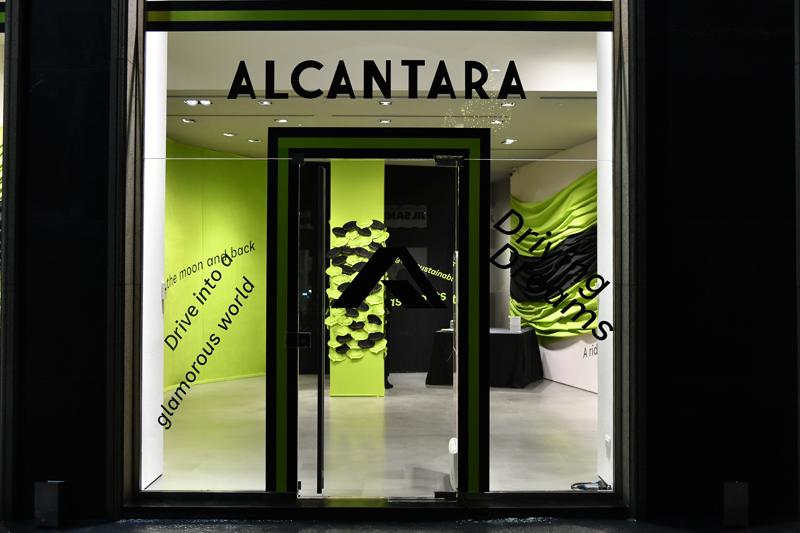 Alcantara e BMW i8 Roadster LimeLight Edition tra esclusività e sostenibilità