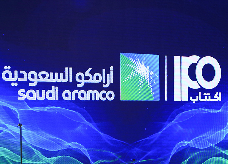 Aramco, la più grande Ipo della storia. E’ la società che vale più al mondo Aramco, la più grande Ipo della storia. E’ la società che vale più al mondo