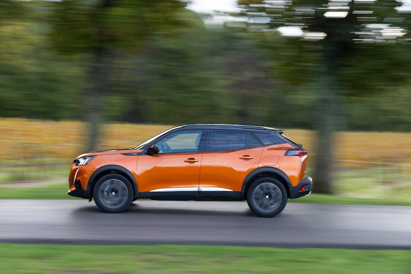 Peugeot toglie i veli al nuovo 2008, il suv proiettato nel futuro